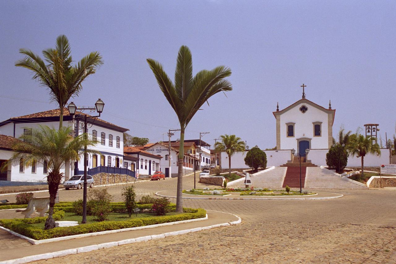 Hotel Solar dos Montes Santana dos Montes Exterior foto
